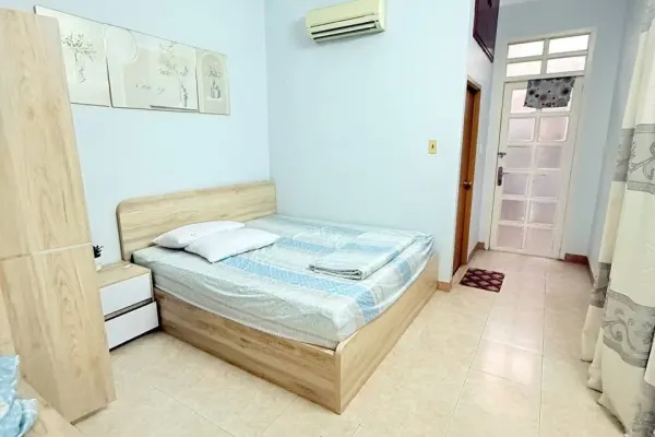 Дом, 5 спален · 250 м² 4