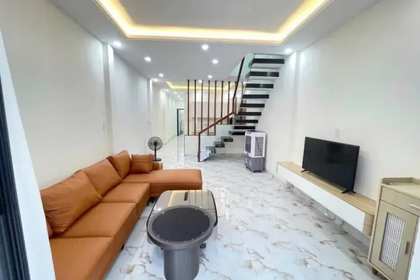 Дом, 2 спальни · 130 м²