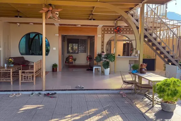 Вилла, 5 спален · 300 м² 3