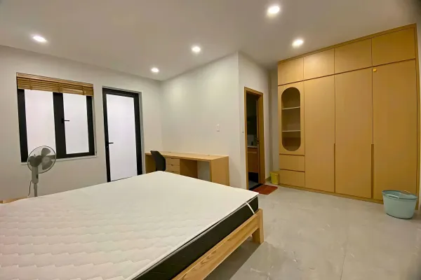Дом, 3 спальни · 270 м² 3