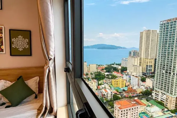 Квартира, 2 спальни · 70 м² 2