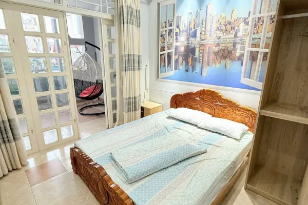 Дом, 5 спален · 250 м² 5
