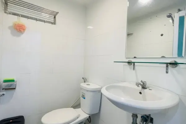 Apartment 4