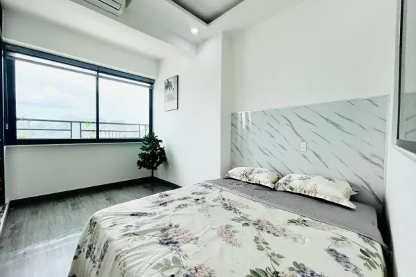 Apartment 7