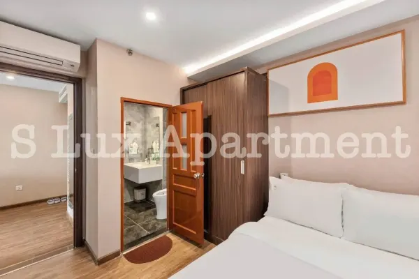Квартира, 2 спальни · 83 м² 2
