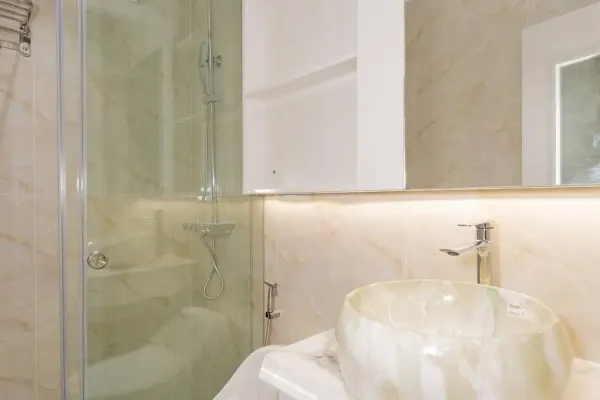 Квартира, 2 спальни · 76 м² 3