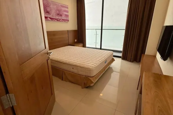 Квартира, 3 спальни · 92.6 м² 4