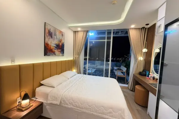 Квартира, 2 спальни · 79 м²