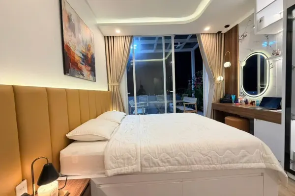 Квартира, 2 спальни · 79 м² 2