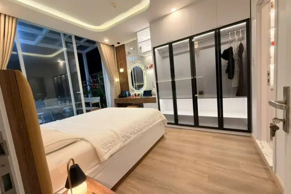 Квартира, 2 спальни · 79 м² 9