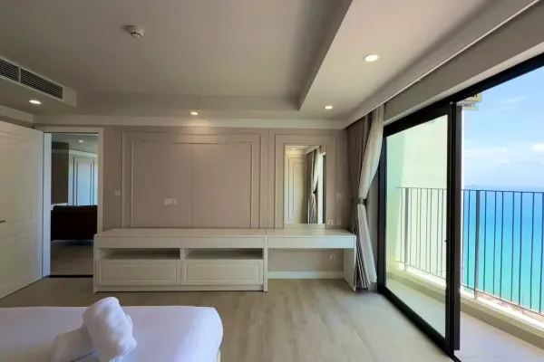 Квартира, 3 спальни · 125 м²