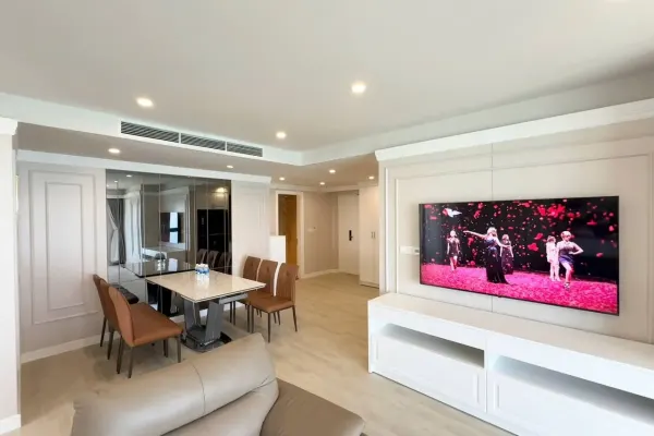 Квартира, 3 спальни · 125 м² 5