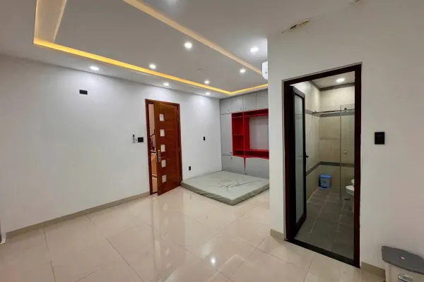 Дом, 4 спальни · 350 м² 3