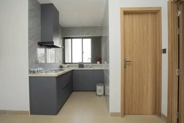 Квартира, 2 спальни · 90 м²