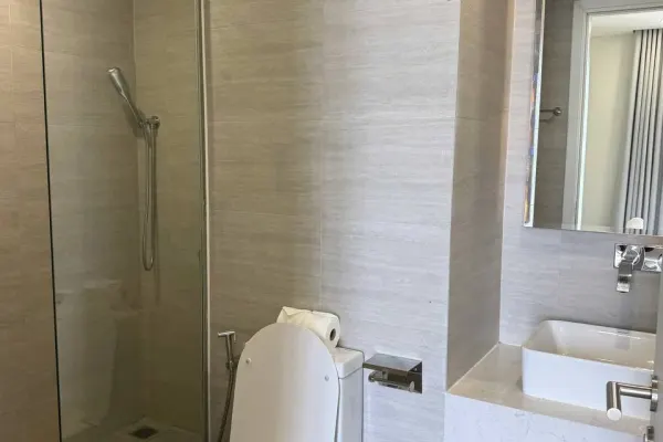 Квартира, 2 спальни · 77 м² 5