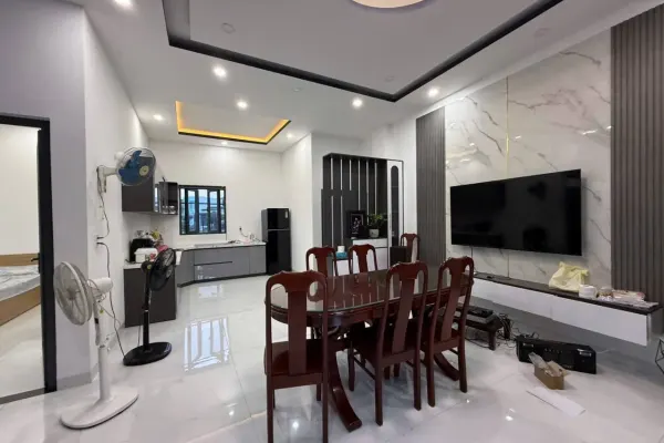 Дом, 3 спальни · 500 м² 2