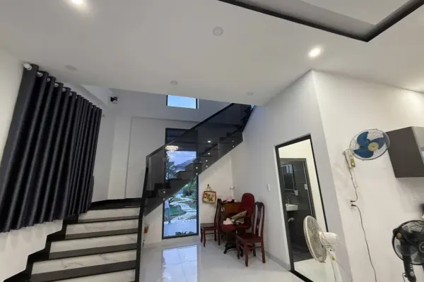 Дом, 3 спальни · 500 м² 3