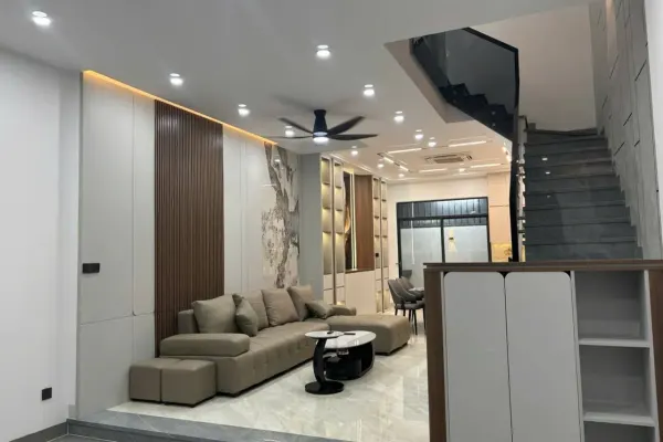 Дом, 4 спальни · 75 м² 2