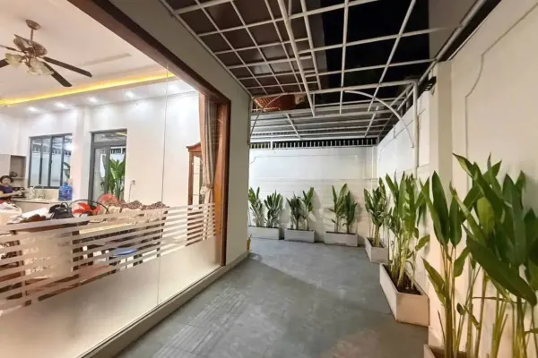Вилла, 5 спален · 240 м²