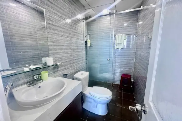 Квартира, 2 спальни · 76 м² 4