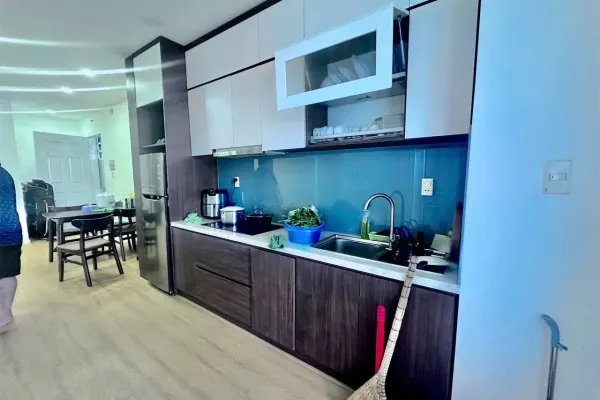 Квартира, 2 спальни · 76 м² 8