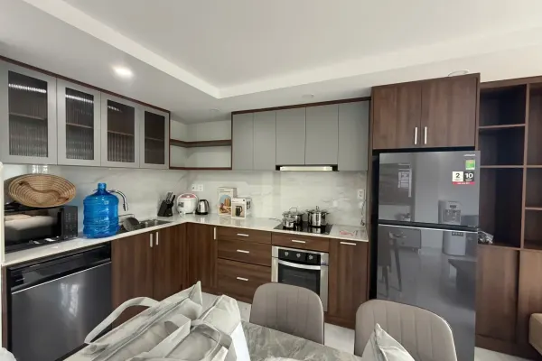 Квартира, 2 спальни · 80 м² 3