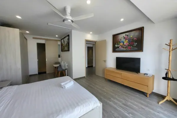 Квартира, 3 спальни · 102 м² 4