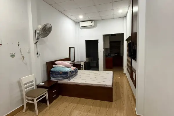 House 3