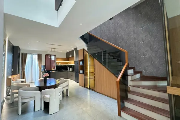 Вилла, 3 спальни · 270 м² 2