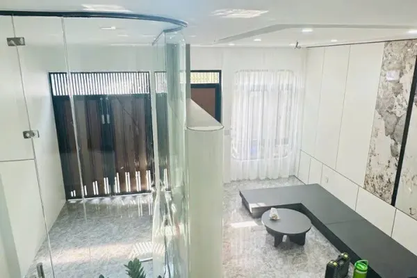 Дом, 4 спальни · 179 м² 3