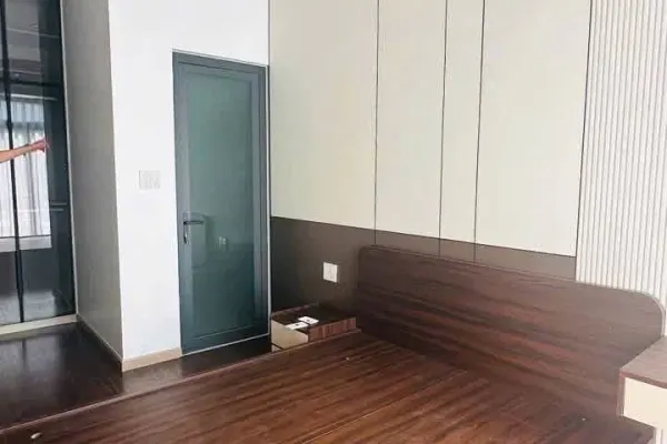 Дом, 4 спальни · 179 м² 9