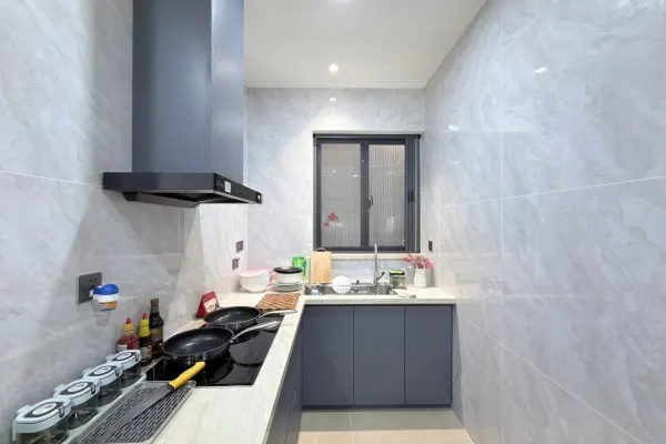 Квартира, 2 спальни · 85 м² 4