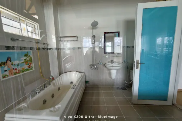 Дом, 3 спальни · 120 м² 4