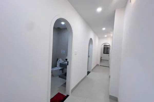 Квартира, 2 спальни · 100 м² 3