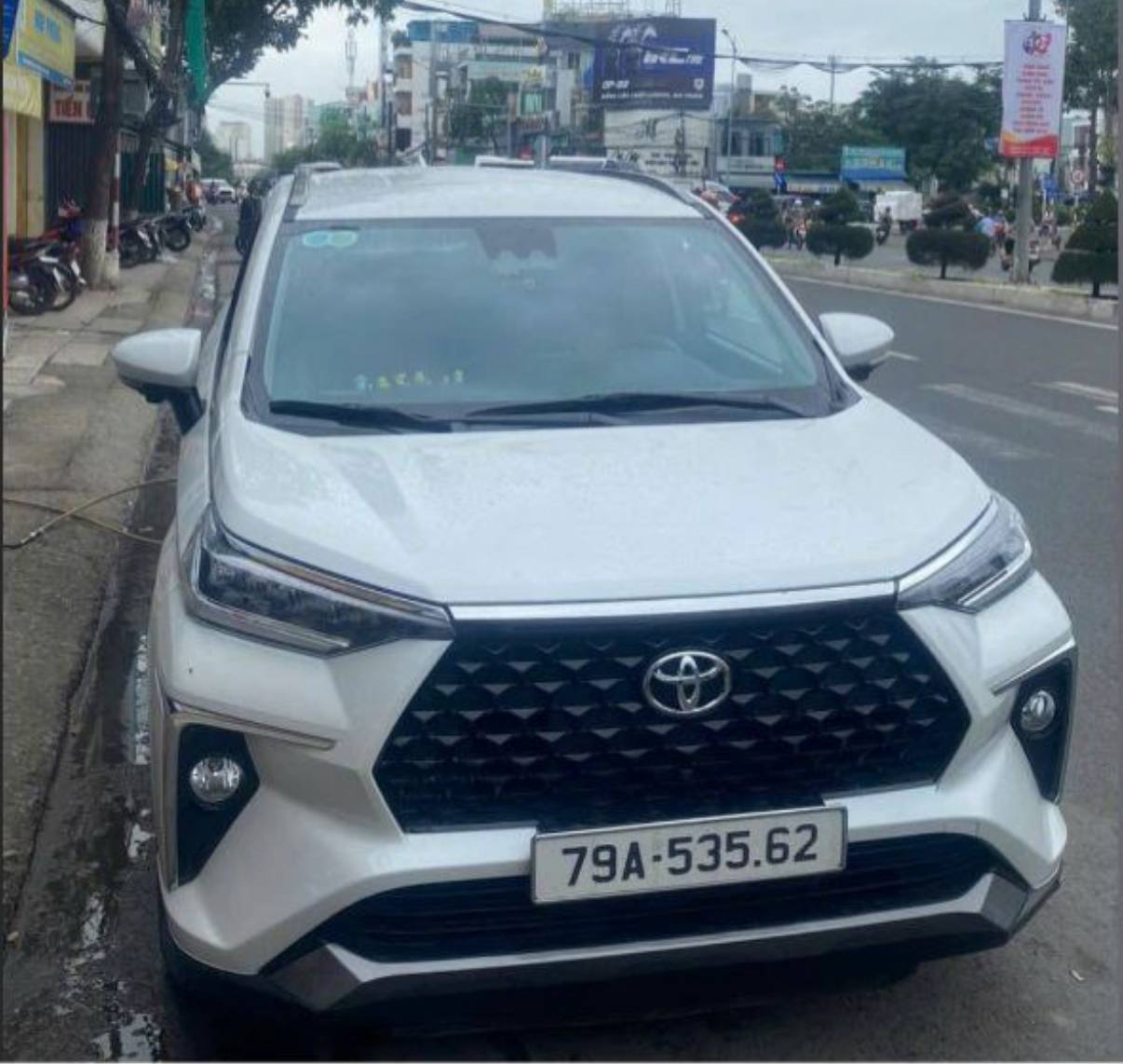 Toyota Veloz