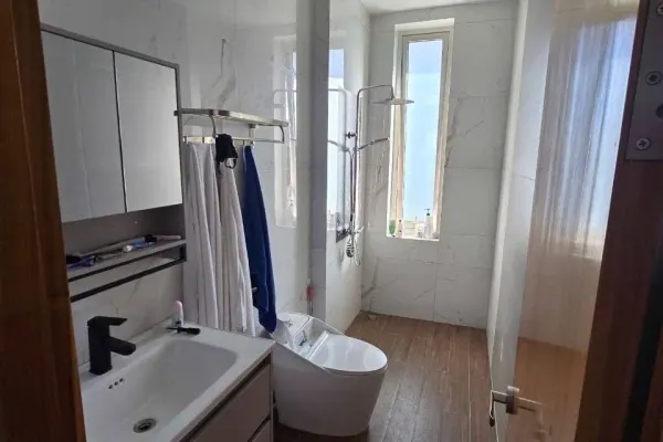 Дом, 3 спальни · 270 м² 9