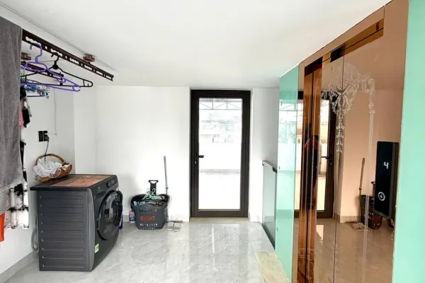 Дом, 3 спальни · 350 м² 3