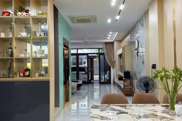 Дом, 3 спальни · 350 м² 9