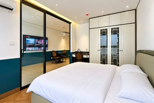 Квартира, 1 спальня · 60 м²