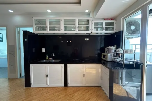 Квартира, 2 спальни · 76 м² 3