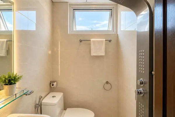 Квартира, 3 спальни · 85 м² 6