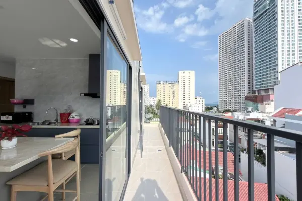 Квартира, 2 спальни · 90 м² 2