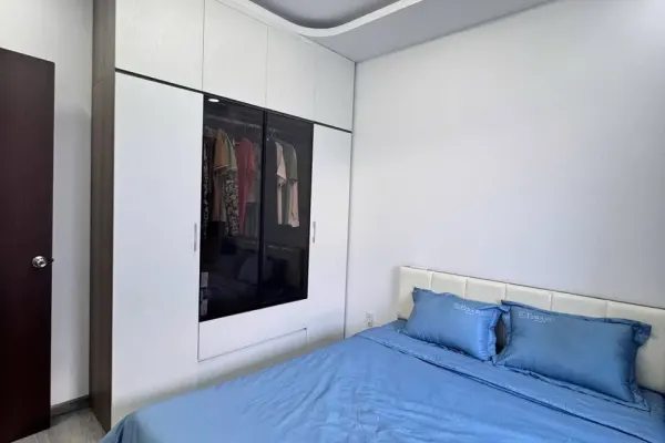 Квартира, 2 спальни · 94 м² 6