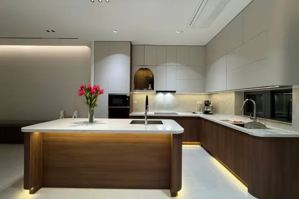 Дом, 3 спальни · 270 м² 10