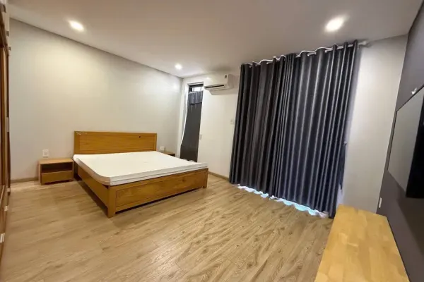 Дом, 5 спален · 360 м² 3
