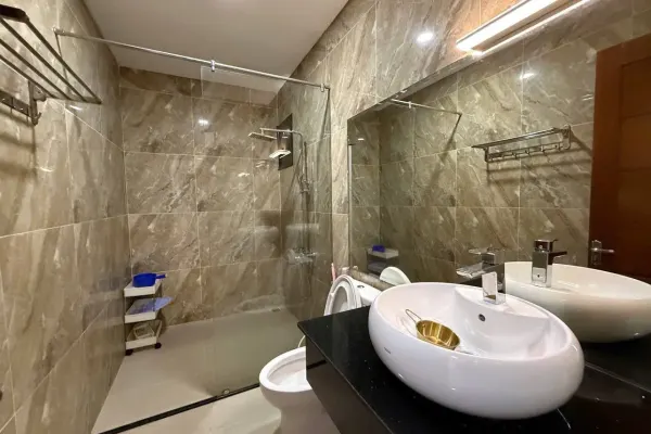 Дом, 5 спален · 360 м² 9