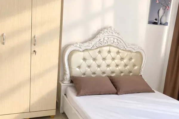 Квартира, 3 спальни · 77 м² 3