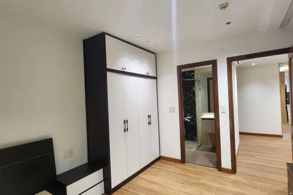 Квартира, 2 спальни · 75 м² 5