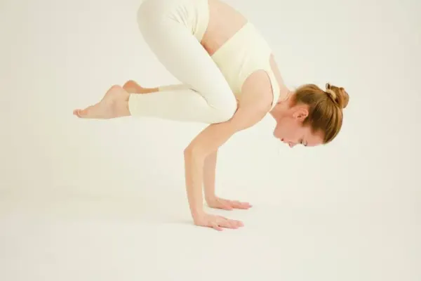 Anna (Vinyasa Flow Yoga) 3