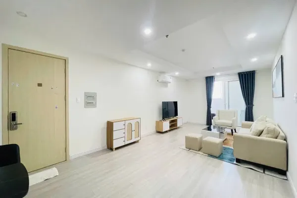 Квартира, 2 спальни · 80 м² 2
